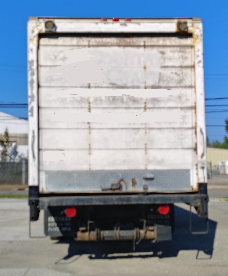 1999 INTERNATIONAL 4700 Low Profile T444E - Image 4